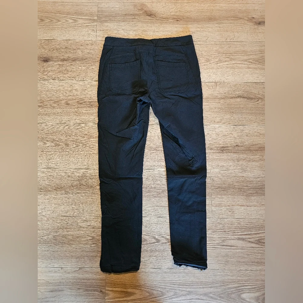 Athleta Women's Black Straight Leg Pants, Size 10